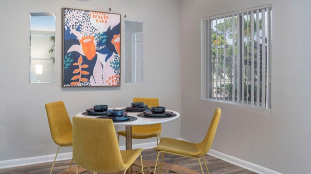 Images Liv at Winter Park Apartment Homes