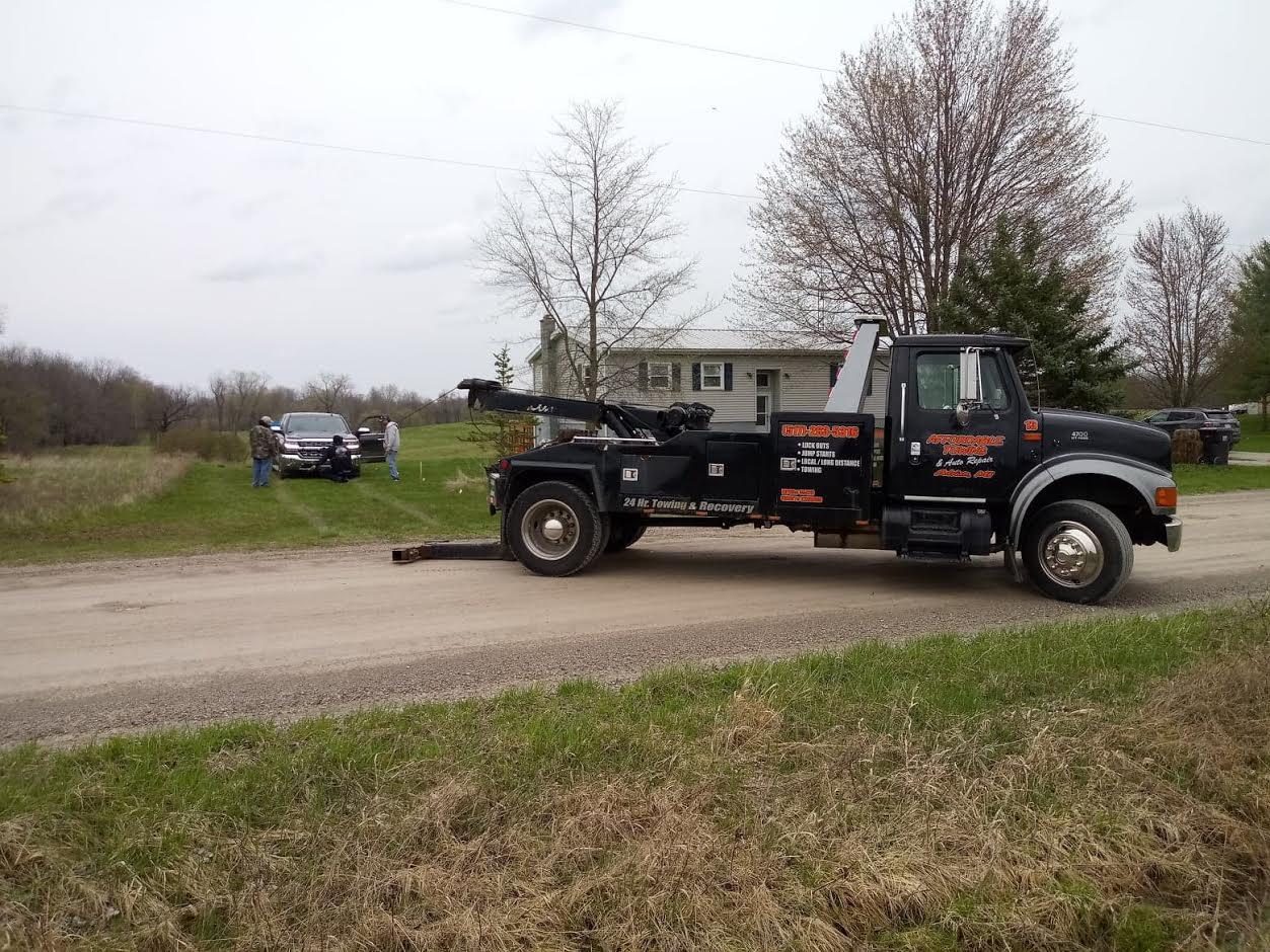 Affordable Towing & Auto Repair Photo