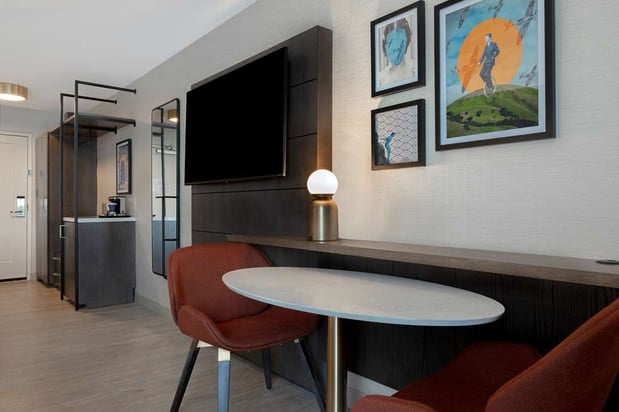 Images DoubleTree by Hilton Palmdale