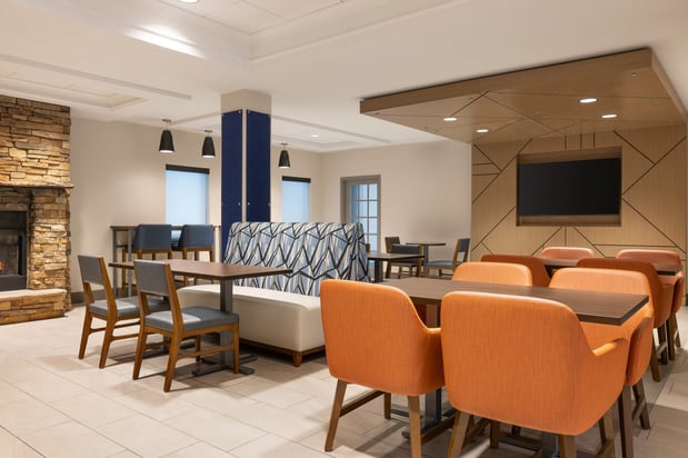 Images Holiday Inn Express & Suites Hagerstown by IHG