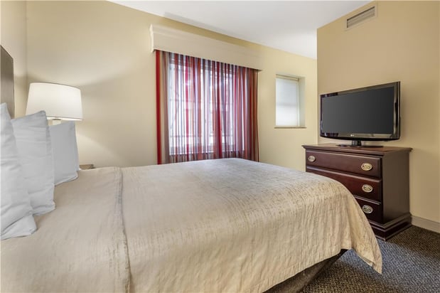 Images Best Western Plus The Normandy Inn & Suites