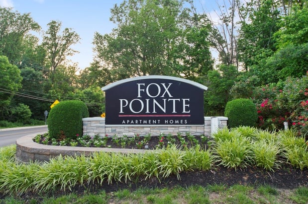 Images Fox Pointe Apartment Homes