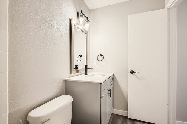 Images Rise at Town East