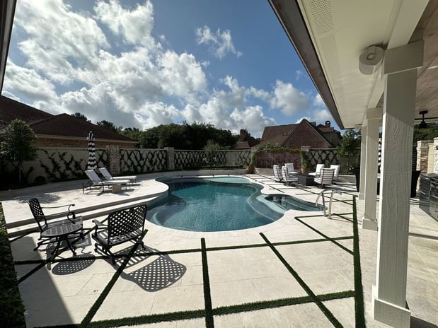 Images Premier Pools & Patios