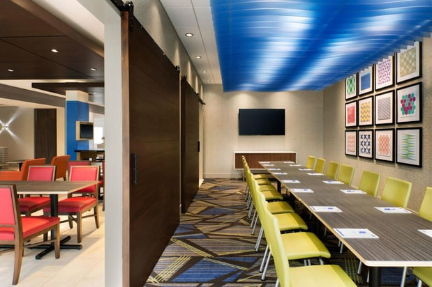 Images Holiday Inn Express & Suites Fort Wayne North by IHG