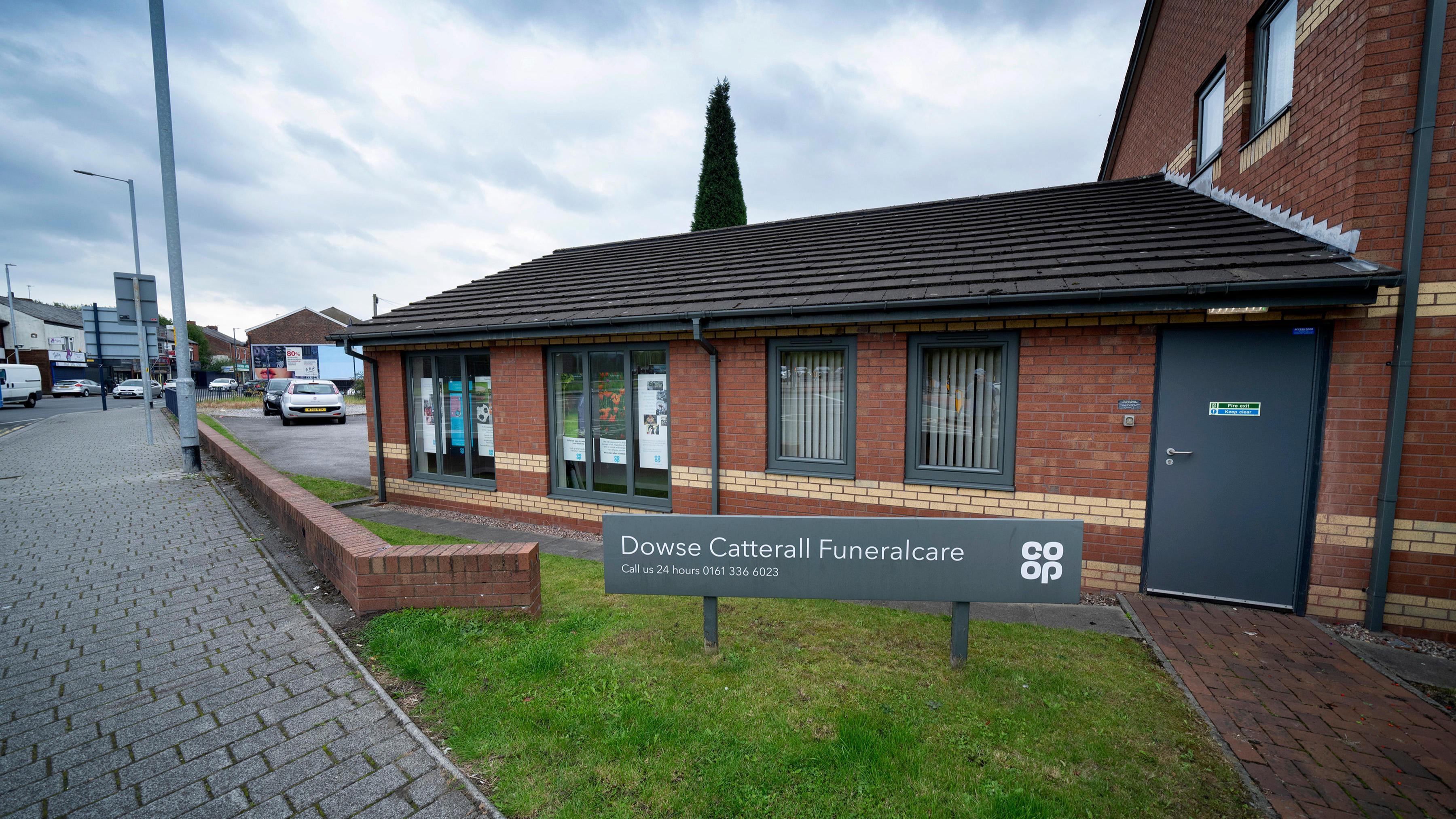 Images Dowse Catterall Funeralcare