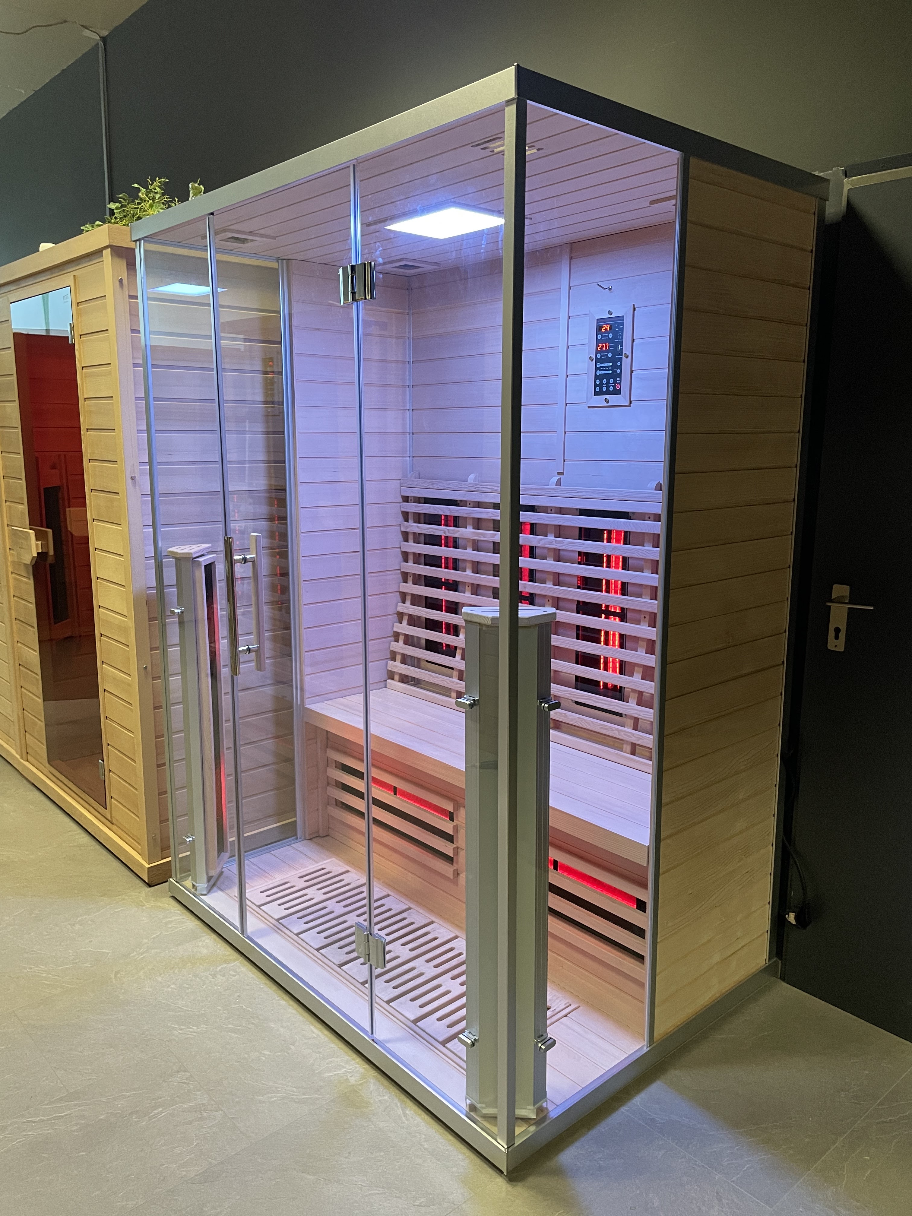 V-INFINITY Whirlpools, Zieglerstraße 6 in Hövelhof