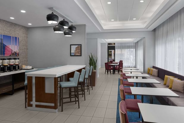 Images Hampton Inn Cleveland-Downtown
