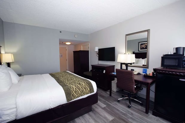 Images Best Western Paramus Hotel & Suites