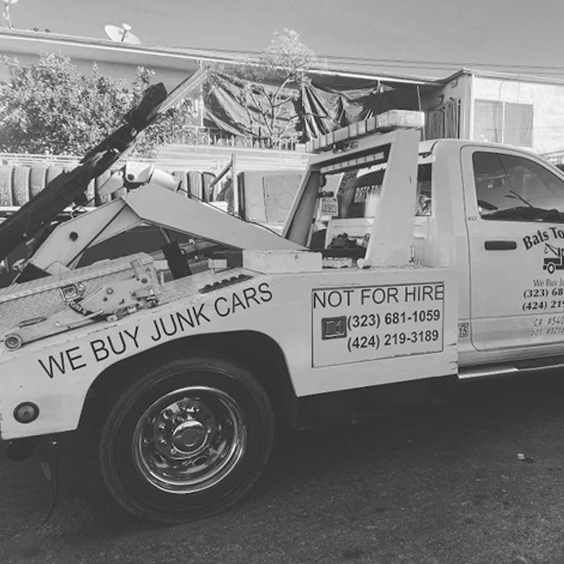 BATS JUNK CARS AND TOWING - tow truck