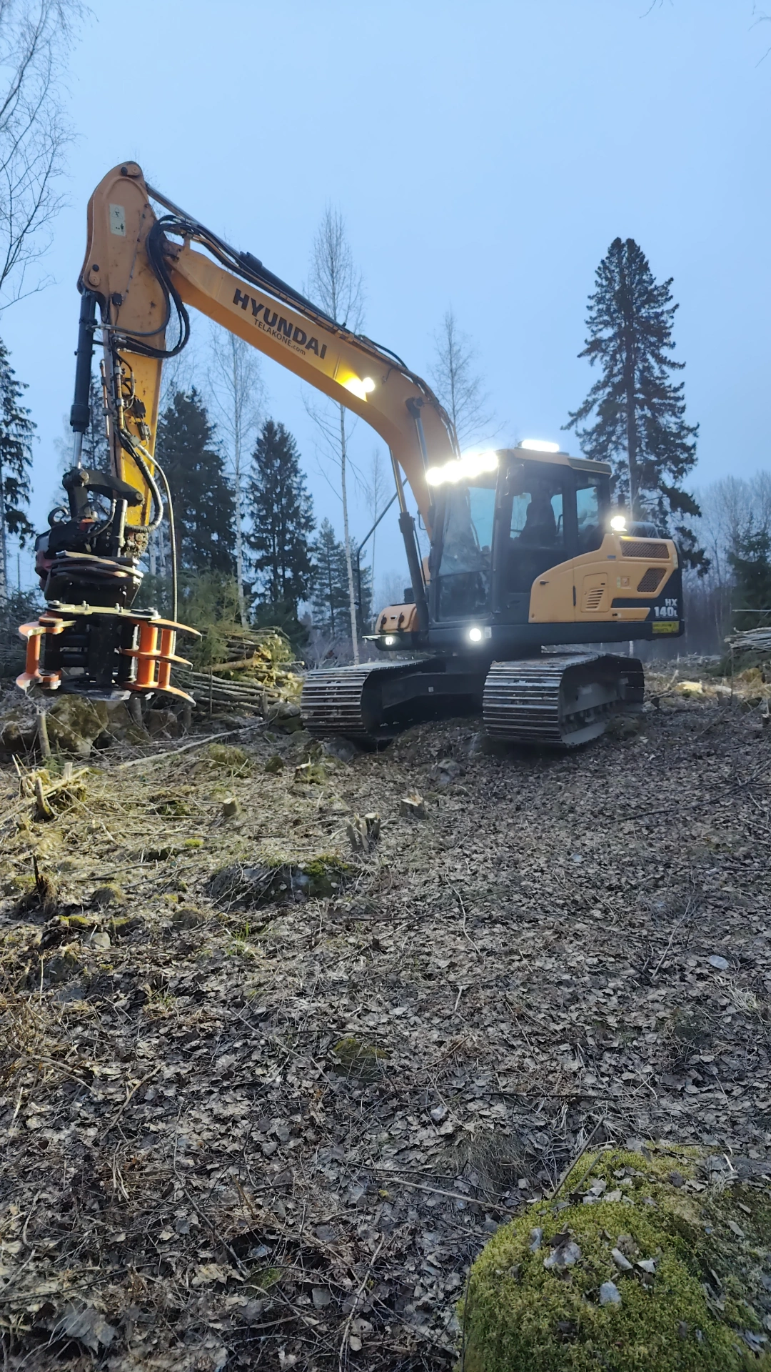 Images Koneurakointi M. Valtonen Oy