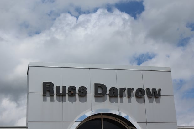Images Russ Darrow Chrysler, Dodge, Jeep, RAM of Madison Service Center