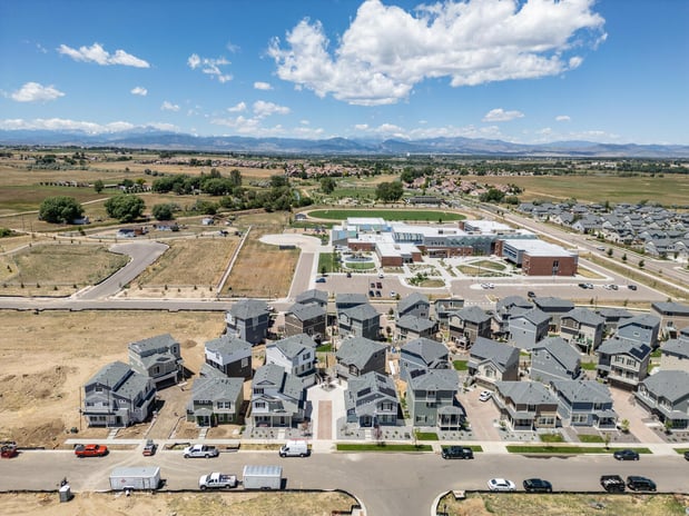 Images Oakwood Homes at Thompson River Ranch