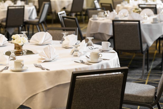 Images Holiday Inn & Suites Oakland - Airport by IHG