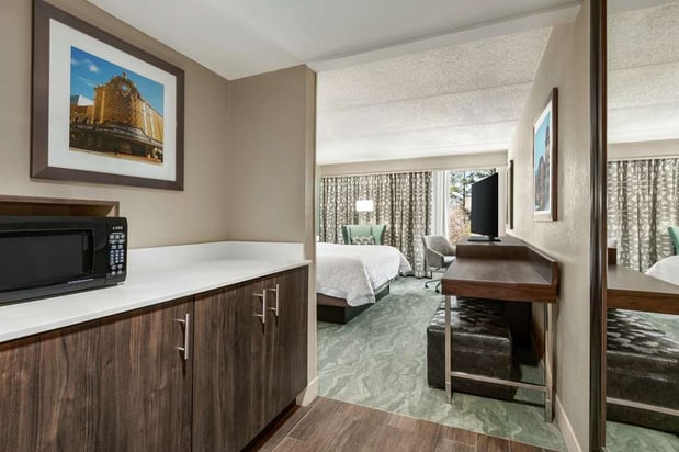 Images Hampton Inn Richmond-North/Ashland