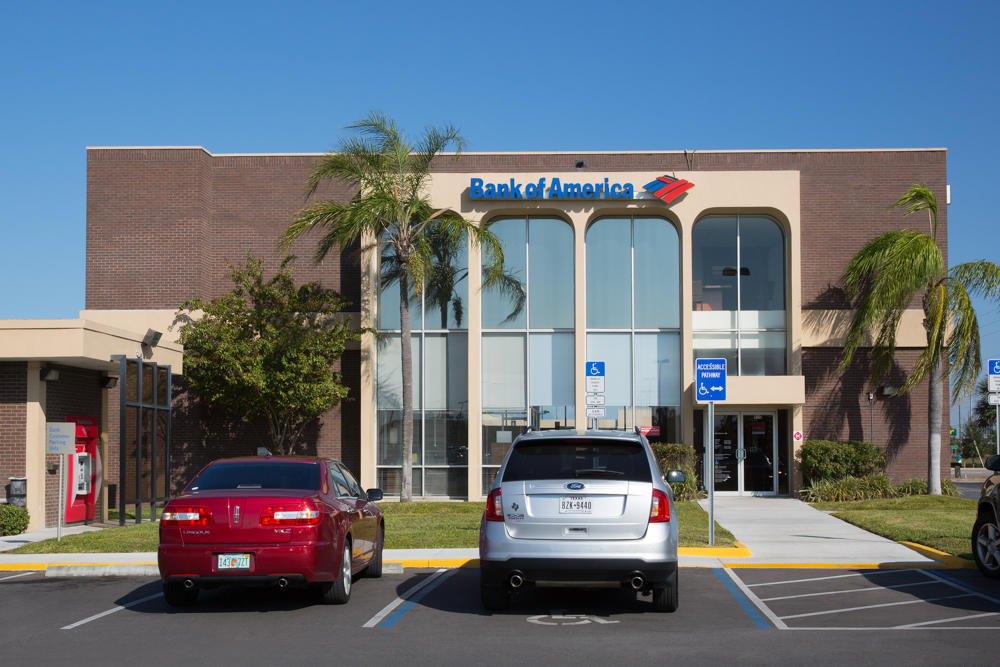 Bank of America at Shoppes at Tarpon Shopping Center