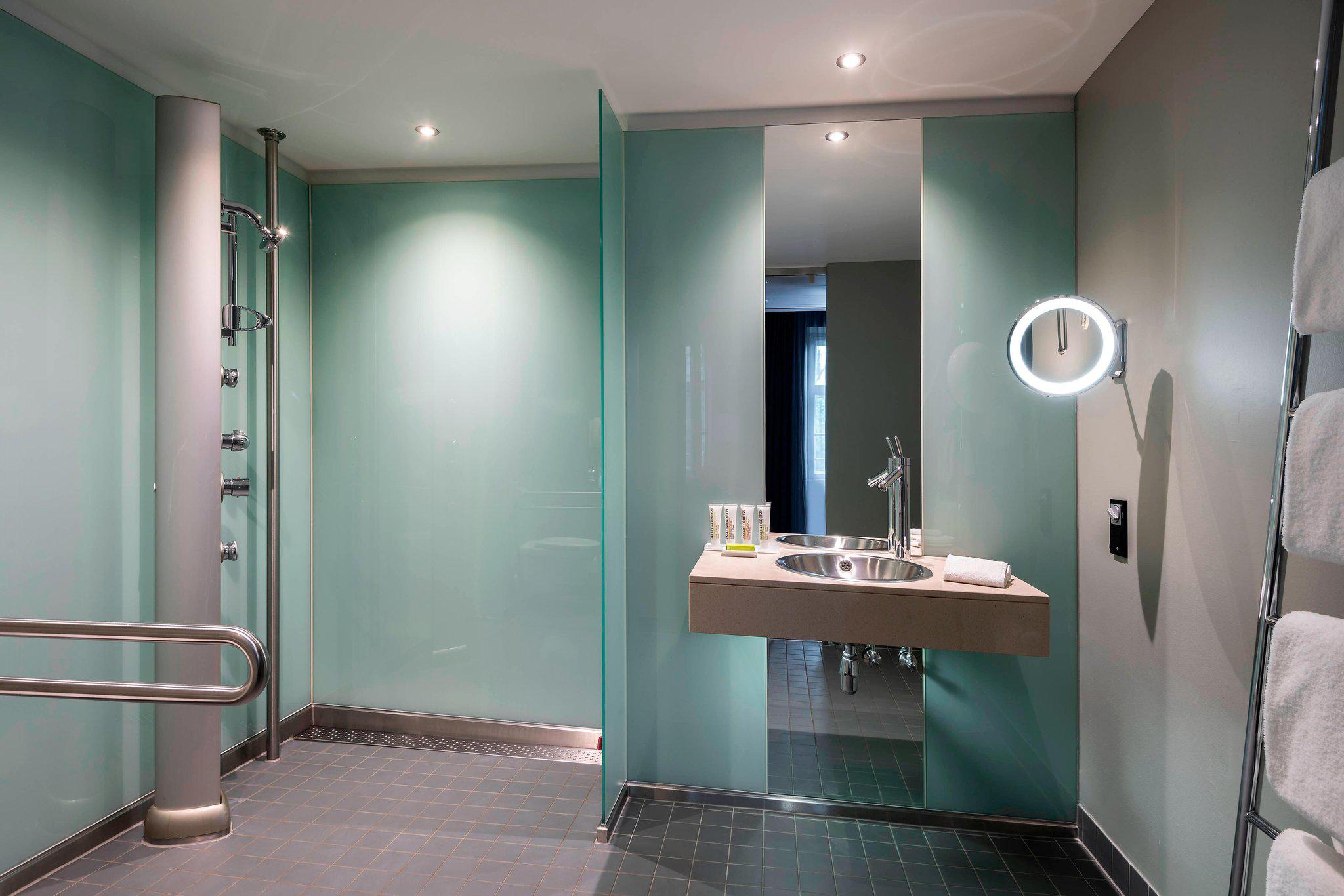 Le Méridien Vienna, Robert-Stolz-Platz 1 in Vienna