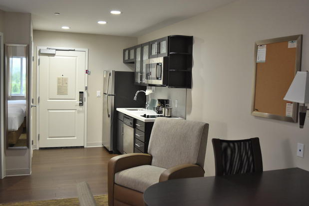 Images Candlewood Suites Kansas City - Independence by IHG