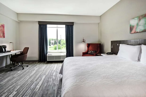 Images Hilton Garden Inn Lansing West