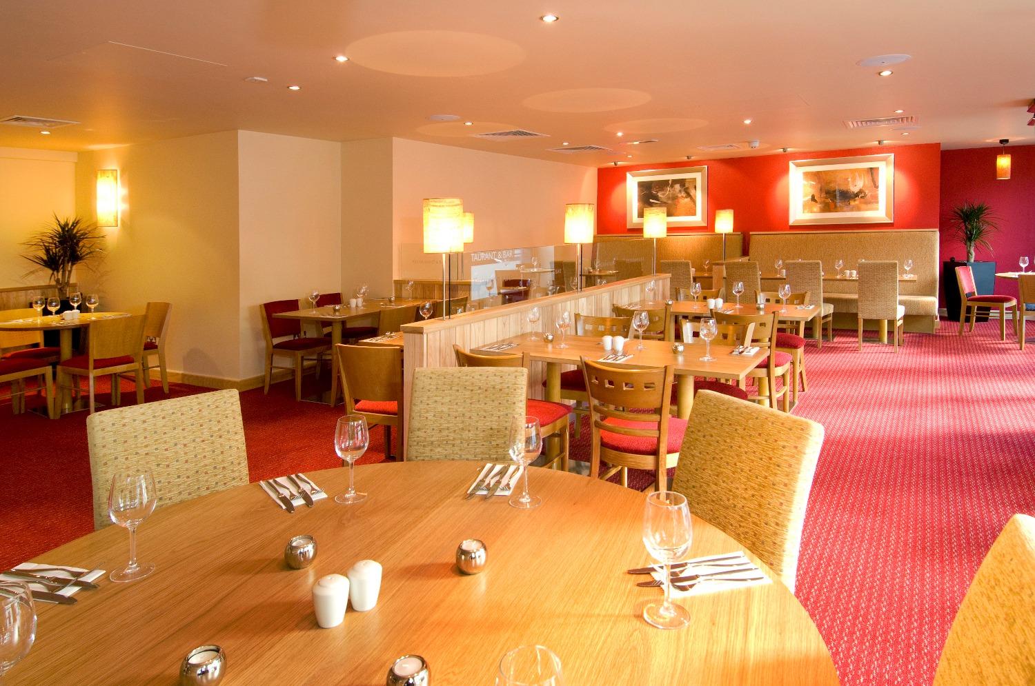 Thyme restaurant Premier Inn Leicester City Centre hotel Leicester 03330 037695
