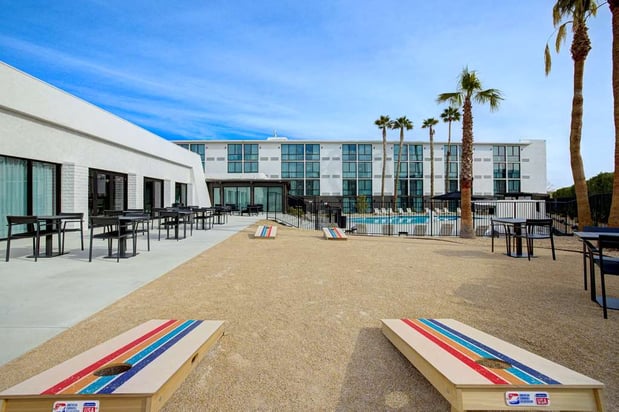 Images DoubleTree by Hilton Palmdale