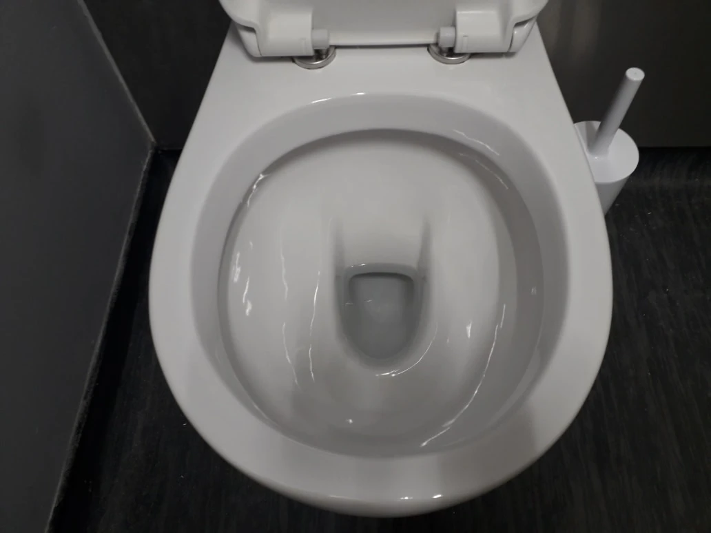 Images Ambiente FM Ltd