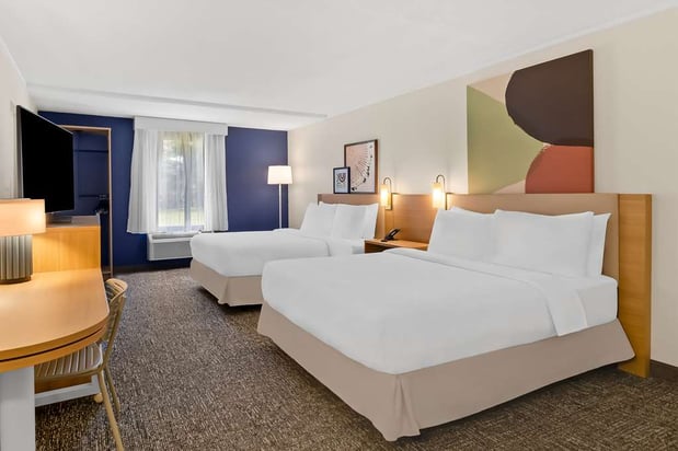 Images Spark by Hilton Daleville Roanoke North