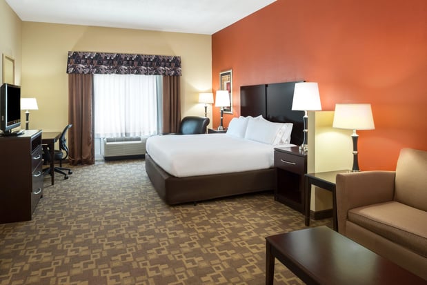 Images Holiday Inn Express & Suites Lexington Dtwn Area-Keeneland by IHG