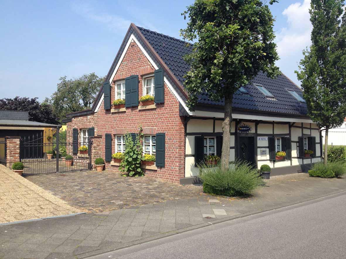 ESCH Immobilien RDM, Am Düvel 3 in Mönchengladbach