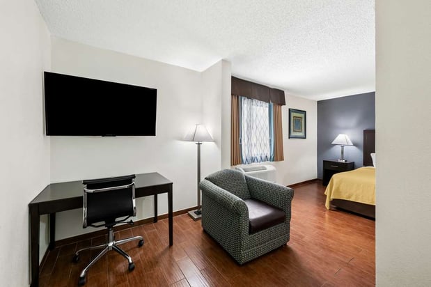 Images SureStay Plus by Best Western Lubbock Medical Center