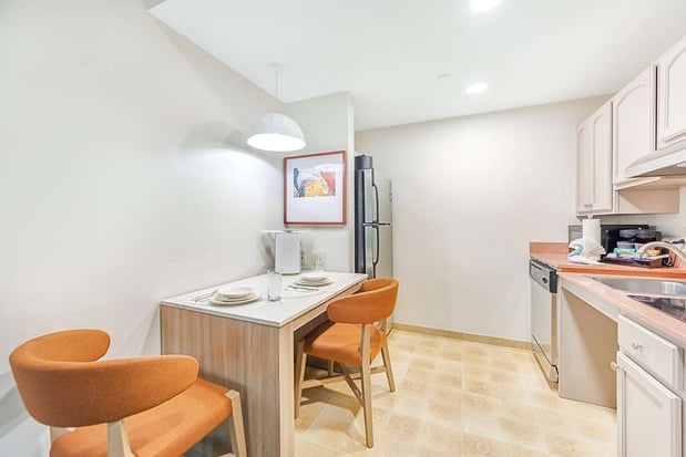 Images Homewood Suites by Hilton East Rutherford - Meadowlands, NJ