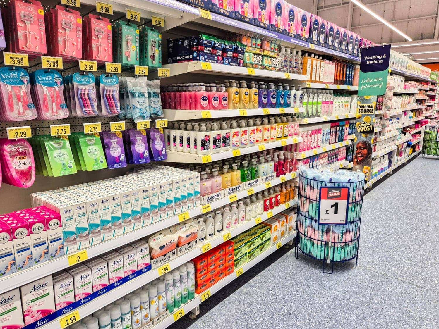 Images B&M Home Store with Garden Centre