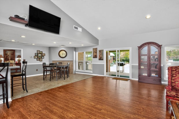 Images North Bluff Apartments