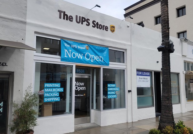 Images The UPS Store