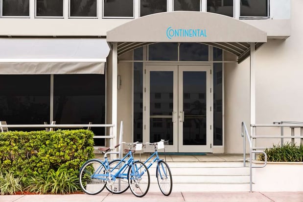 Images Hotel Continental Miami Beach, Tapestry Collection by Hilton