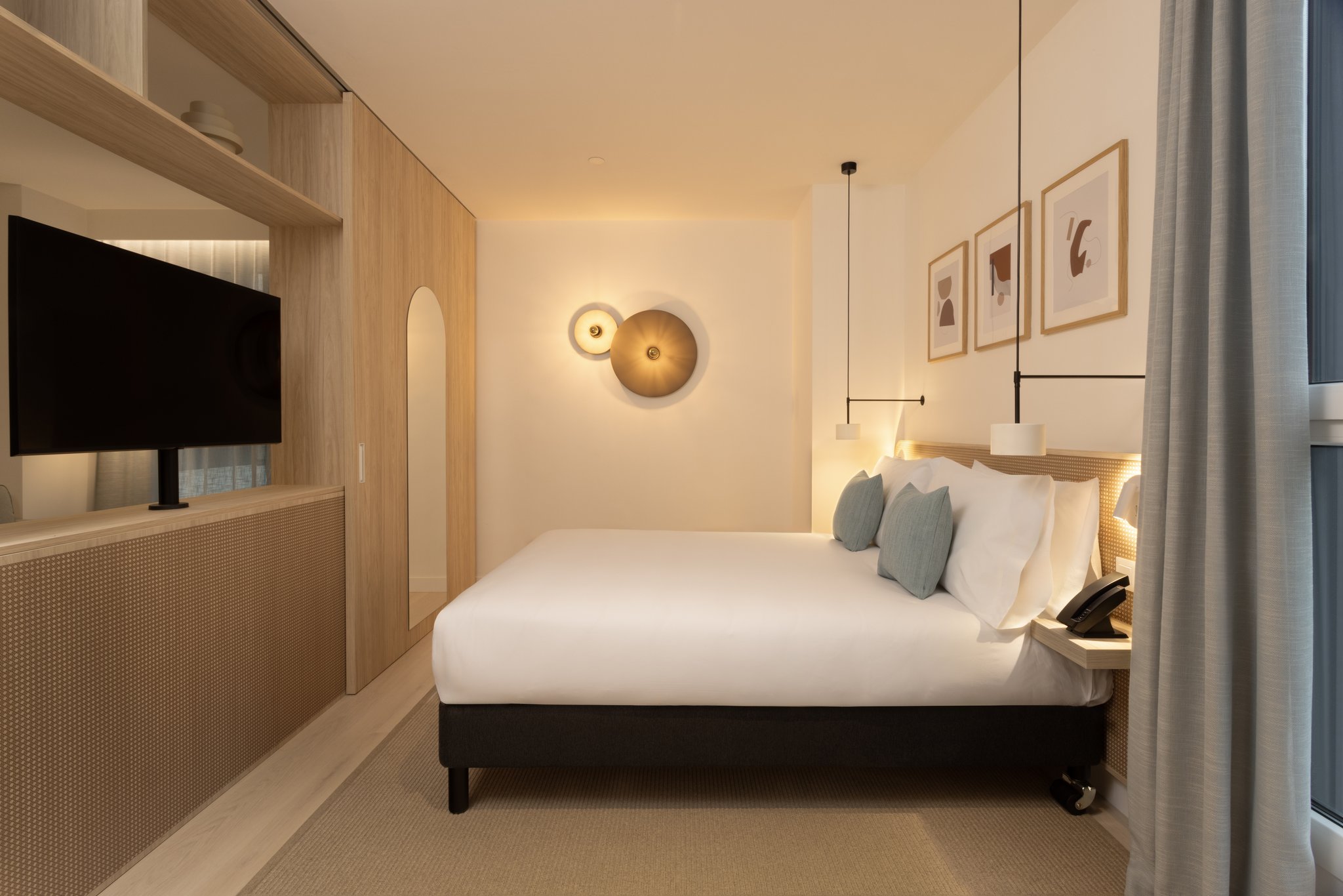 Images Staybridge Suites Malaga by IHG