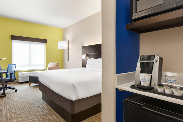 Images Holiday Inn Express & Suites San Antonio NW-Medical Area by IHG