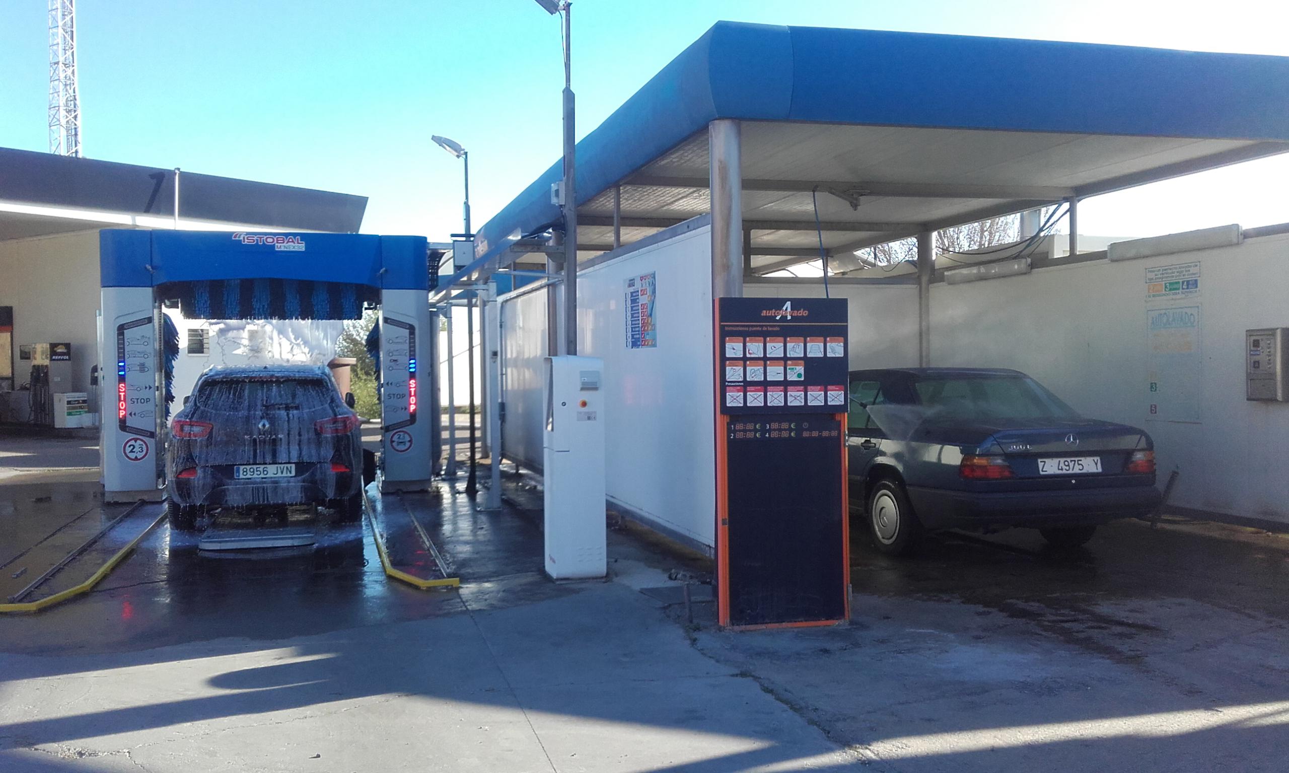 Images Carburantes Navas Malpica-Distribución Gasóleo Zaragoza