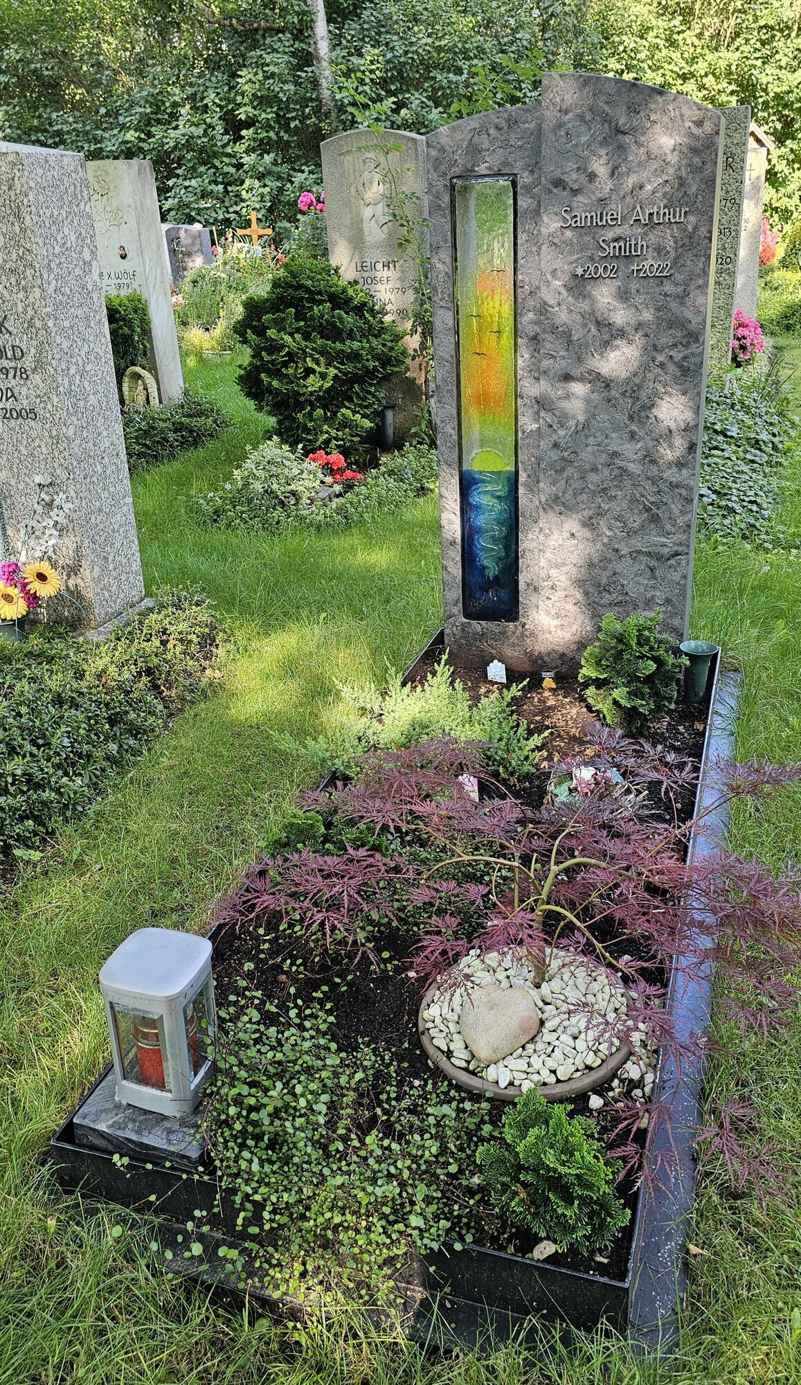 Ludwig Schneider - Denkmale und Steinbau AG - Steinmetz & Grabsteine München, Unterhachinger Straße 15 in München