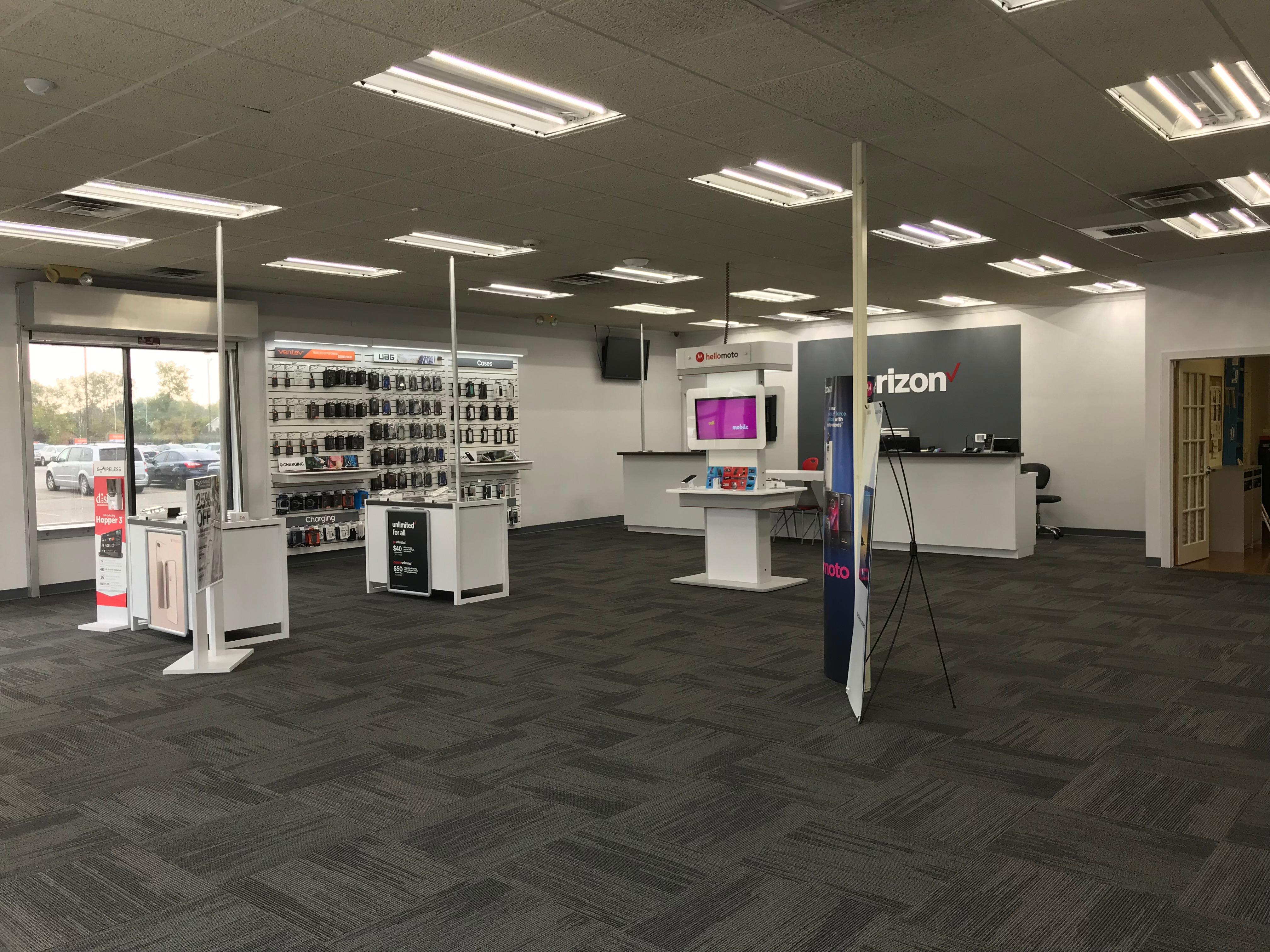 Verizon Authorized Retailer – GoWireless Photo