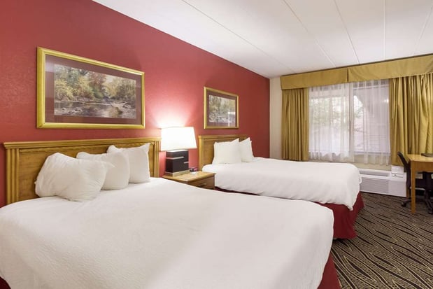 Images Best Western Braddock Inn