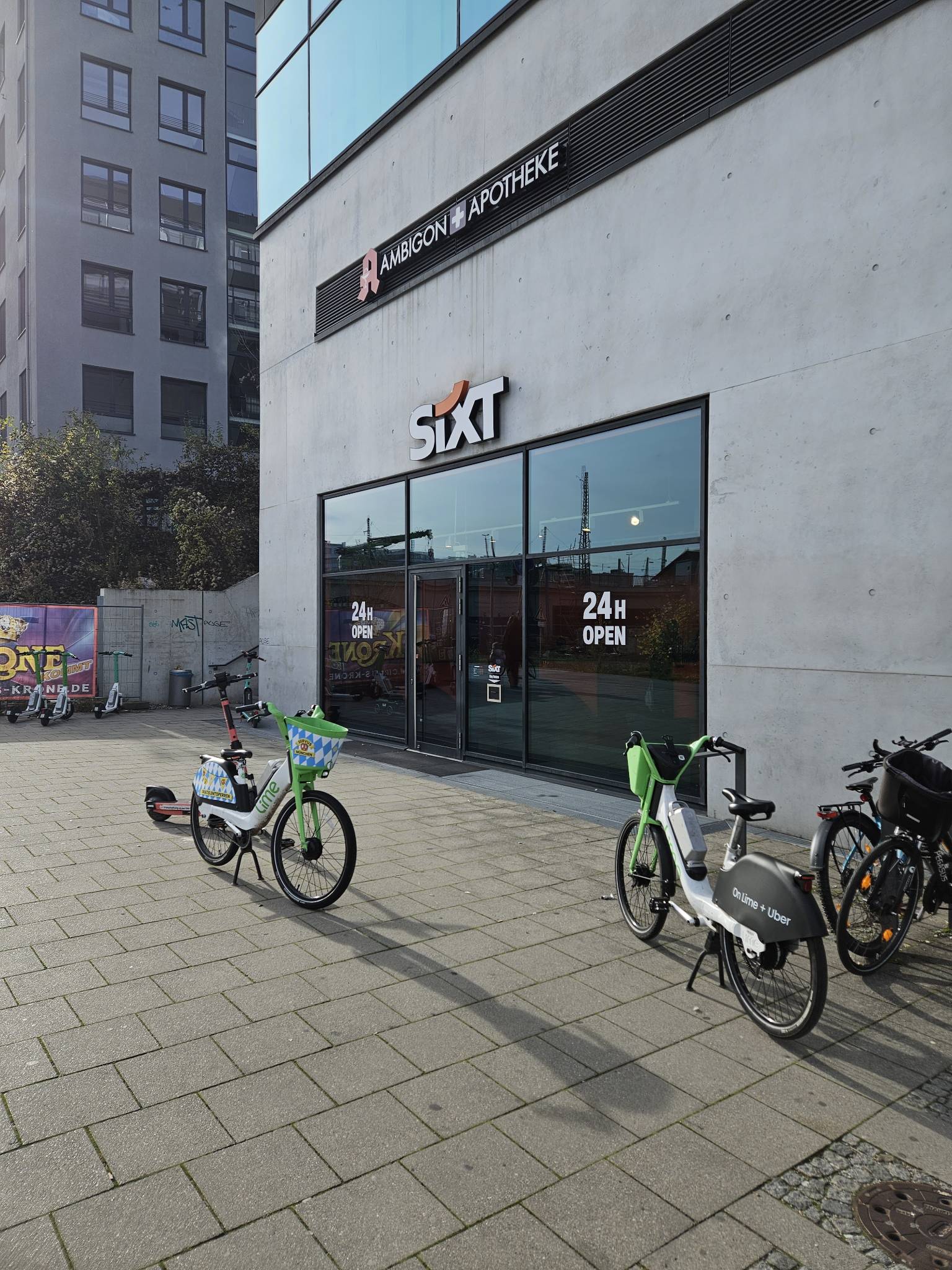 SIXT Autovermietung München Laim 24h, Wotanstr. 9 in München