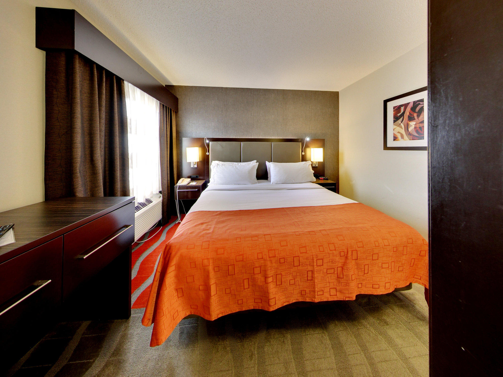 Images Holiday Inn Express & Suites Edmonton-International Airport, an IHG Hotel