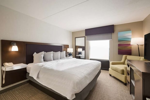 Images Hampton Inn McHenry