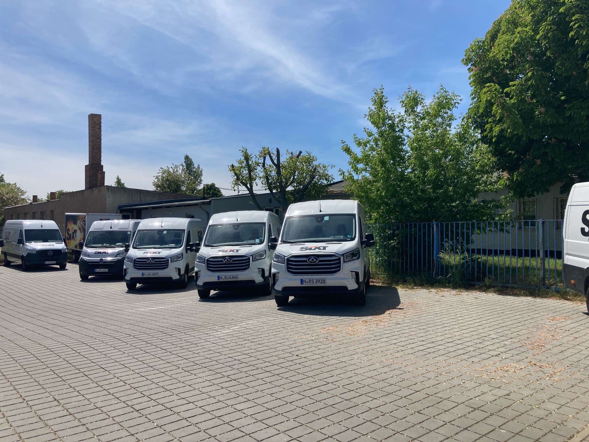 SIXT Autovermietung Halle, Delitzscher Str. 46 in Halle (Saale)