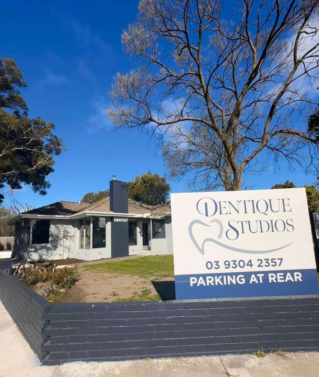 Images Dentique Studios