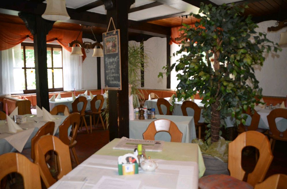 Habermannskreuz Wald Pension, Habermannskreuz 1 / An der B47 in Erbach