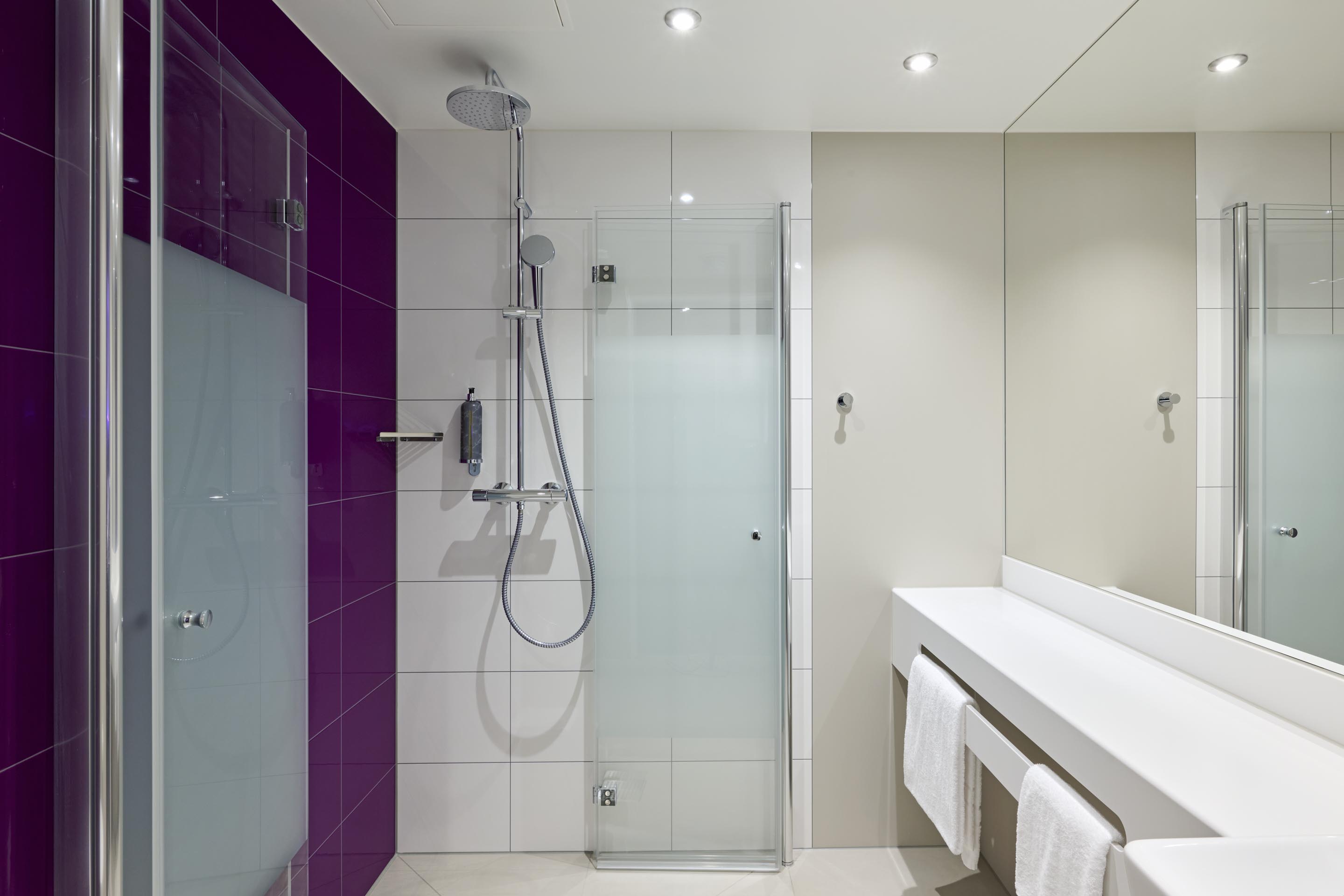Premier Inn Stuttgart Zuffenhausen Hotel, Strohgäustraße 11 in Stuttgart