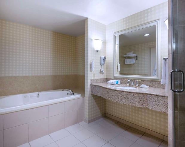 Images Hilton Garden Inn Las Vegas Strip South
