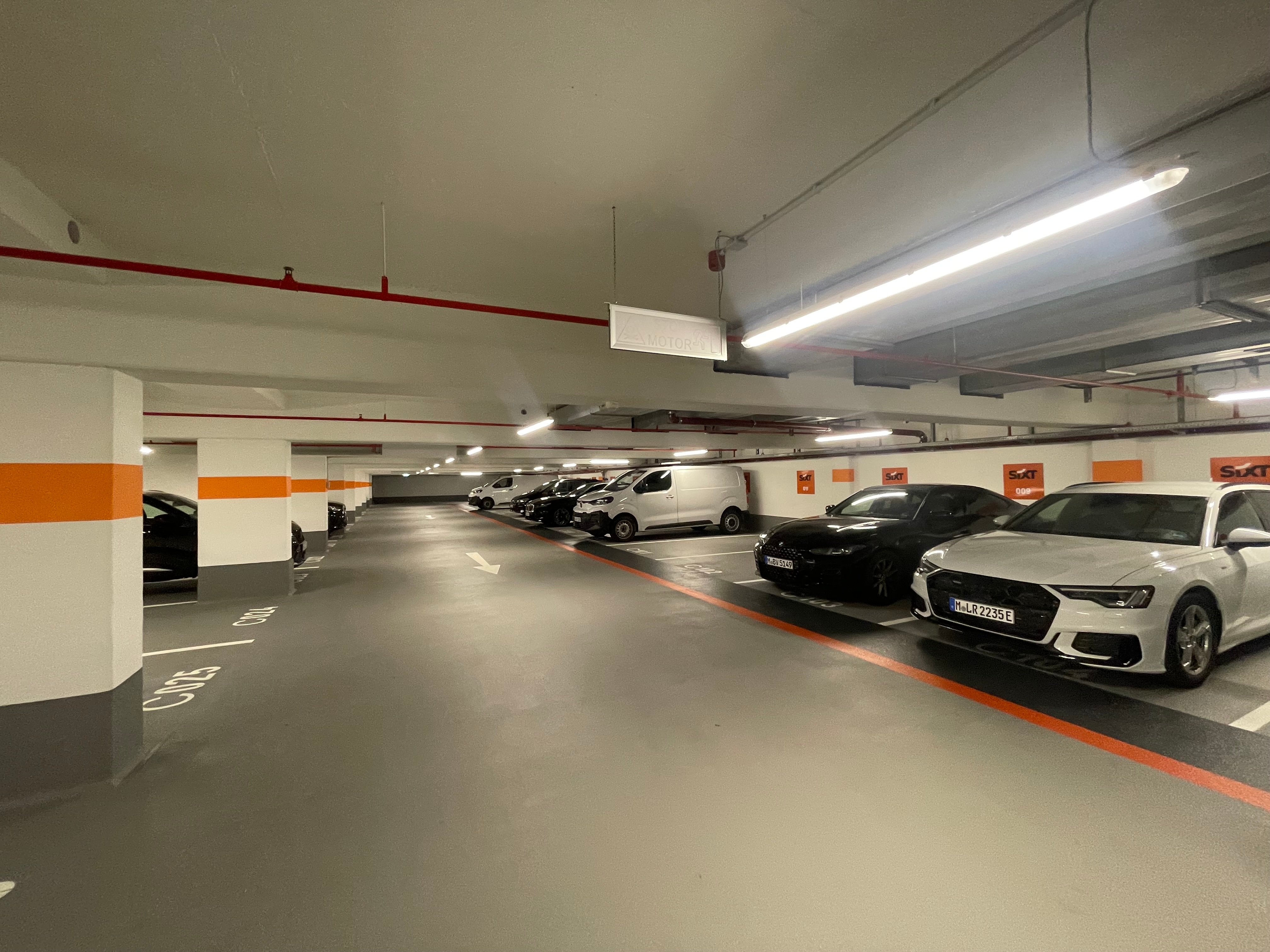 SIXT Autovermietung Stuttgart Zentrum, Lautenschlagerstr. 17 in Stuttgart